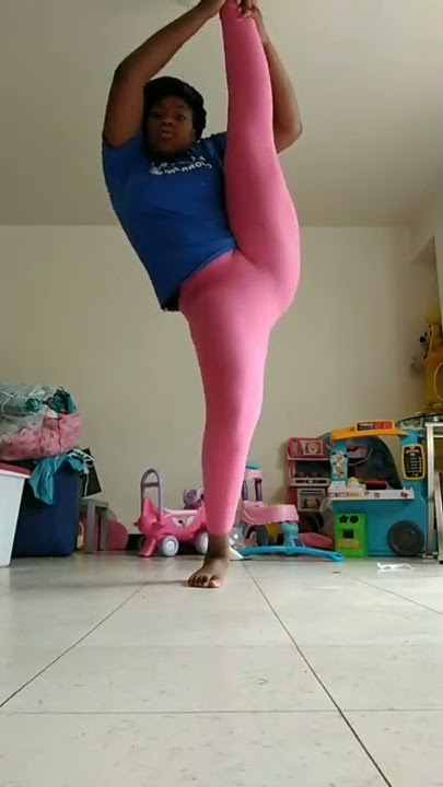 Bucking dance #bucking #majorette