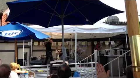 Northern Comfort featuring Eric Warner playing Joh...