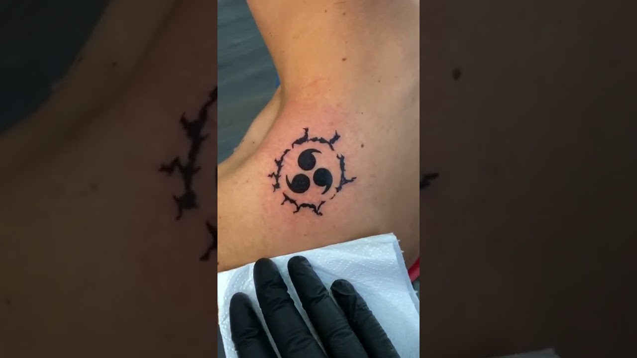 Сделал из человека Саске 