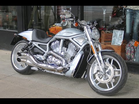 2013 HARLEY  DAVIDSON  10TH  ANNIVERSARY  V  ROD  SILVER CUSTOM 