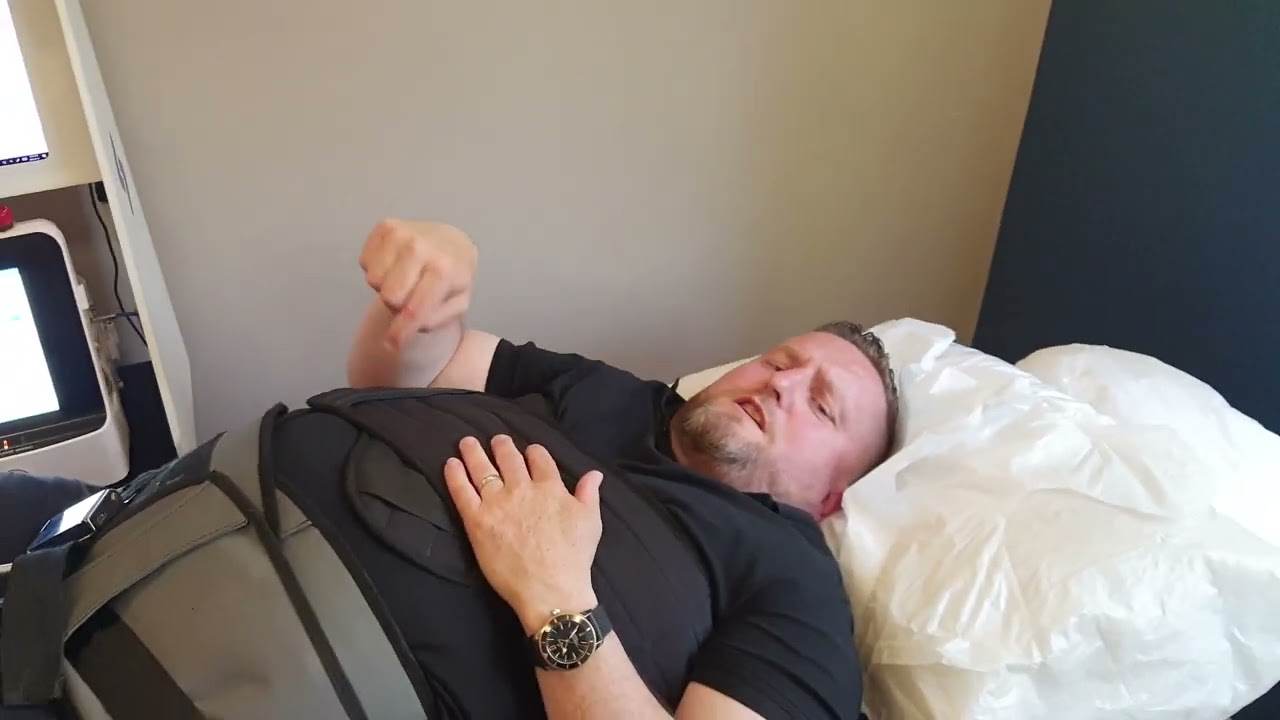 Spine Specialist Robotic Laser Enhanced Spinal Decompression- Acute Low Back Pain 80% Improved.