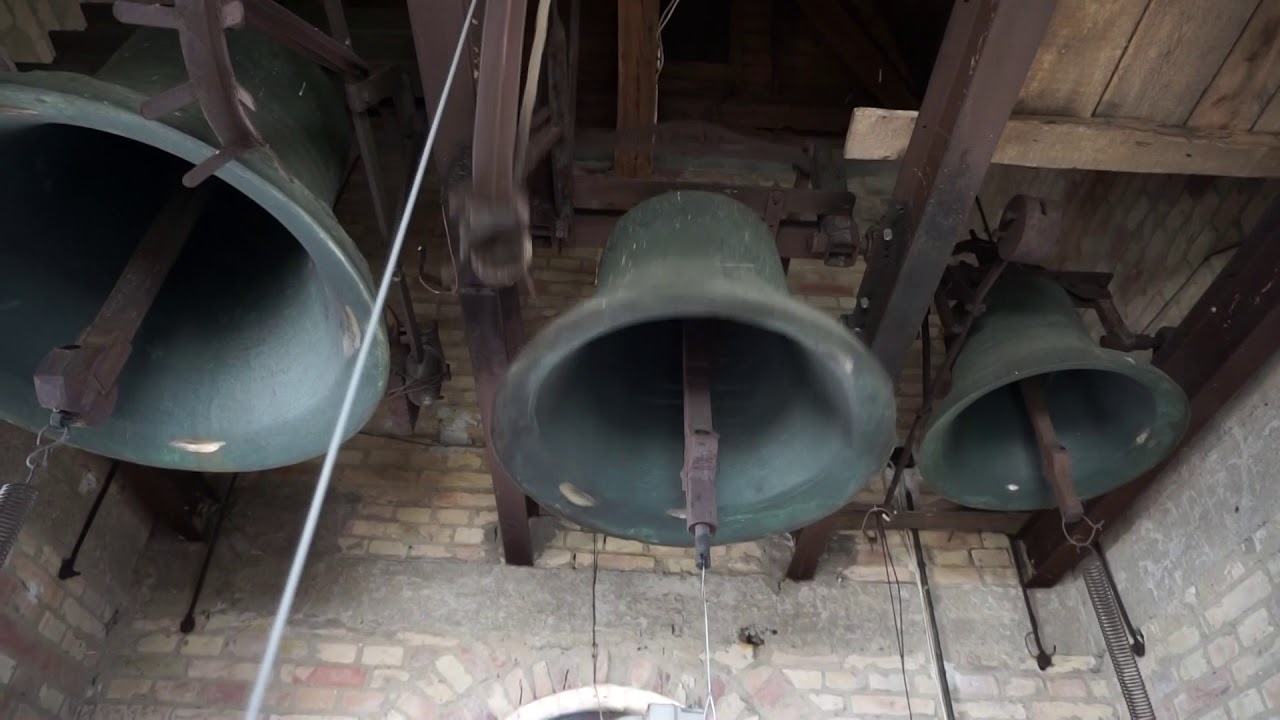 Pilis (H) - Evangélikus templom - kiverselés és összehúzás