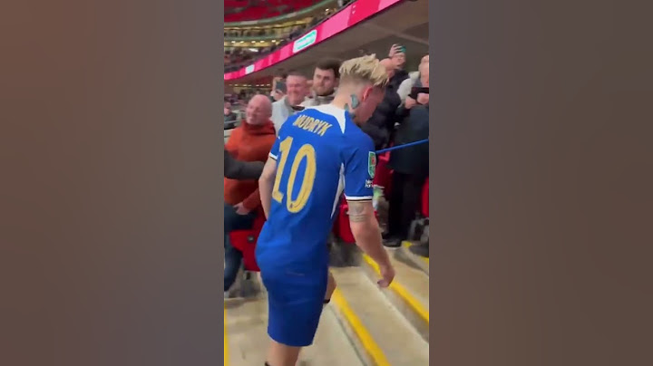 Liverpool fans wind up Enzo Fernandez 😂😂 #football #pl #fpl #liverpool #chelsea #carabaocup #lfc