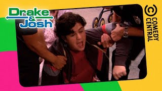 El Ladrón De Cines | Drake & Josh | Comedy Central LA