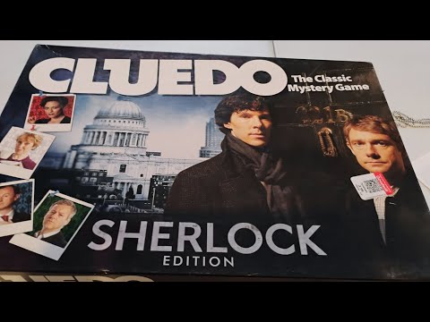 Unboxing Clue Sherlock Edition - YouTube
