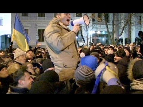 Ukrainian opposition leaders show united front against government