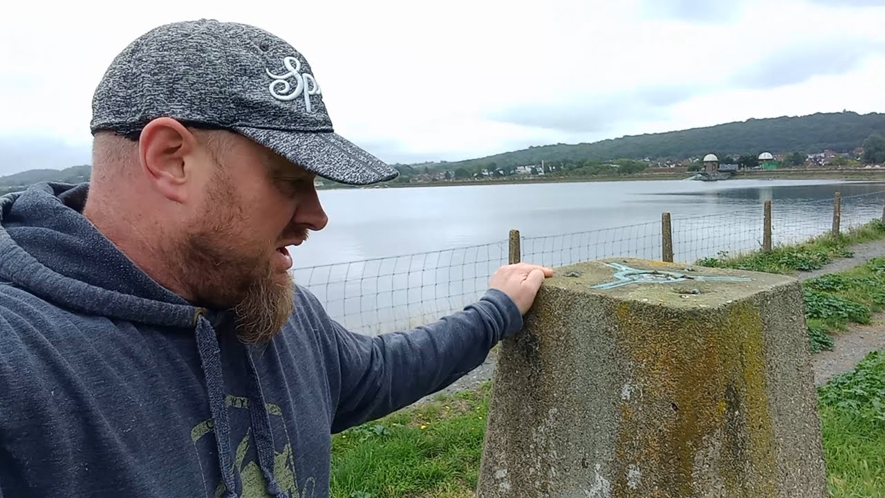 Trig-bagging the King William V Reservoir OS pillar (Trespassing)