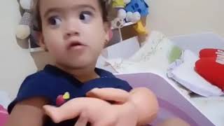 Flagra Amamentando A Boneca