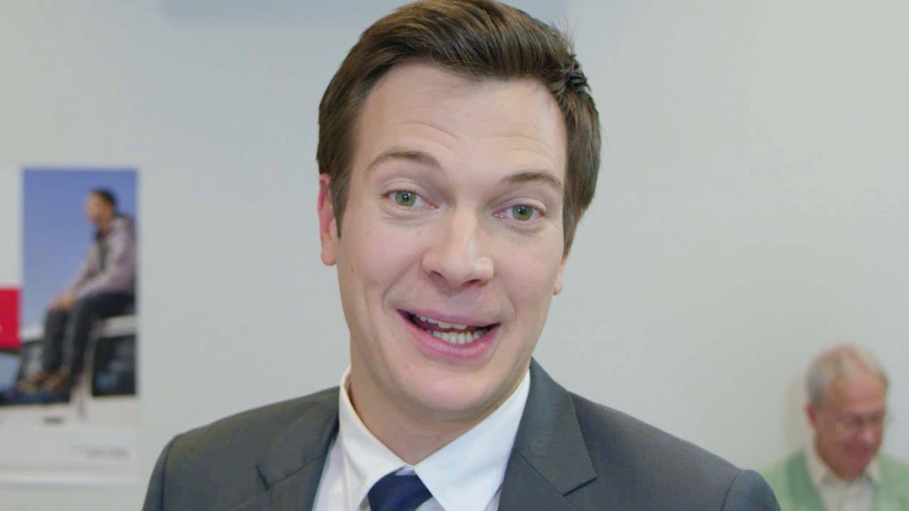 Société Générale - Vis Mon Job - EP3 - Conseiller Clientèle camera iphone 8 plus apk