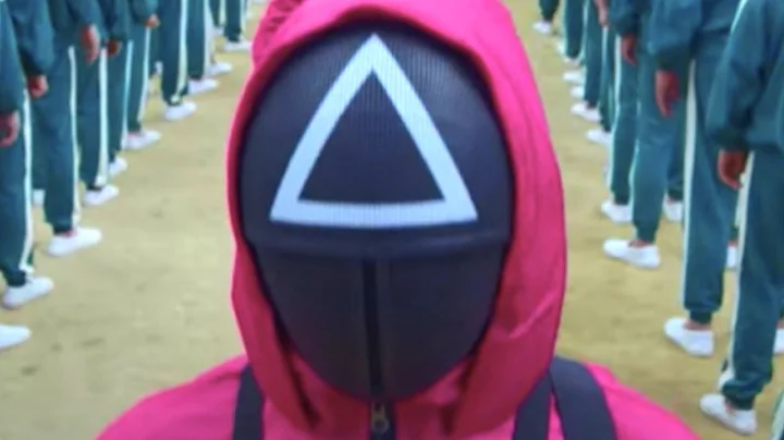 The Shape Of Those Odd Squid Game Coffins Finally Explained