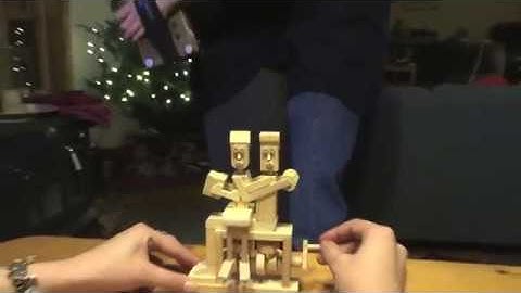 Kissing Squeezebox Couple