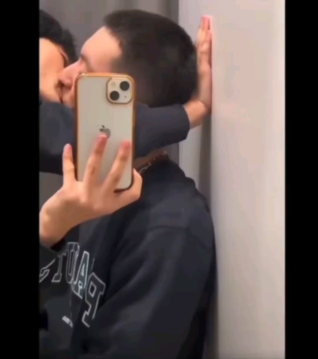 bl kiss 💗 #kiss #couple #gay #loveboys #lovebl #loveboy #blshorts #foryou  #vlog #fyp #lgbtq #blvlog