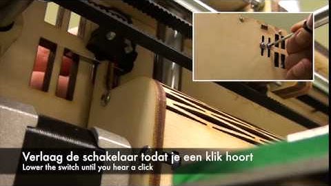 Uitlijnen van Top-Z schakelaar van de Ultimaker Original Plus | Aligning the Top-Z limit switch