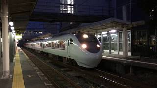 特急「しらさぎ」　北陸本線 武生駅発車　Limited express "Shirasagi", JR Hokuriku Main Line Takefu Station　(2019.8)