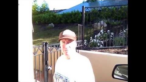 Hold That Door nkocelj