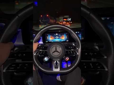 في حالي بعيد وناسي