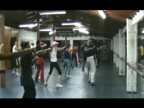 AMERICAN TAE-BO FREE STYLE EN TEMPO GYM L. DEL MIR...