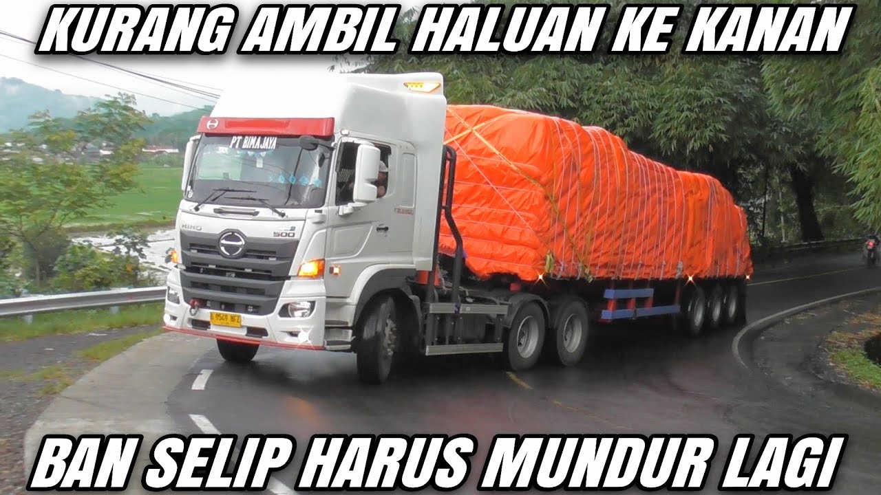 Trailer Hino FM 340 Muatan Pupuk Ketenggak Ditanjakan Batununggul & Tepung Kanjut, Selip Mundur Lagi