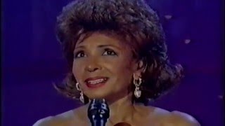 Watch Shirley Bassey Eleanor Rigby video