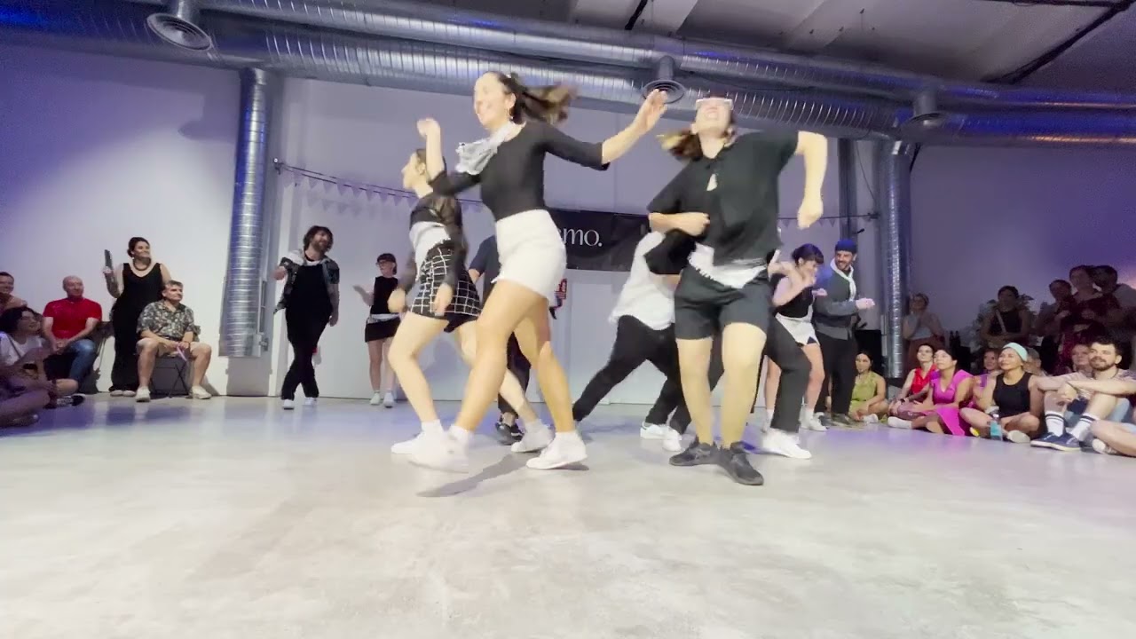 Show Bababop - Night Train 2025, La Demo