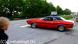 Dodge Challenger 1970 426 Hemi Clone Start Up And Drive Off, Great Sound