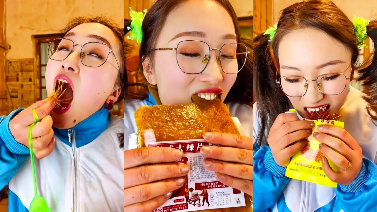 還記得童年的小賣舖嗎？二妮竟然拿啤酒瓶來換零食，老闆娘能給她嘛！ #童年小賣舖#懷舊零食#糖葫蘆#霸王絲#大辣片#小螃蟹#懷舊鋪子#8090後#童年零食