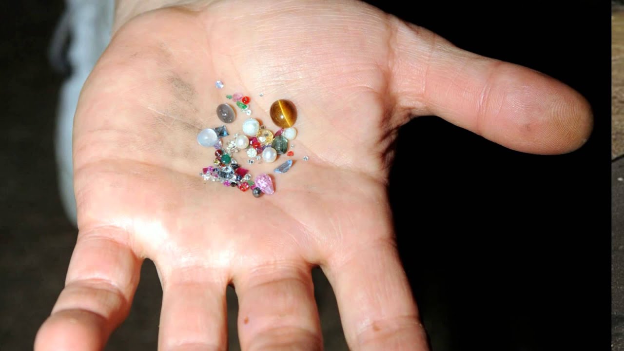 32 unexpected facts about how the movie was shot Diamond Hand 32 unexpected facts about how the movie was shot Diamond Hand