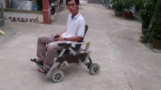 Mecanum wheelchair