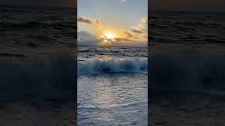 20 seconds of silence 724a 9.2 1.25 #Beach #Ocean #sunrise #Mindfulness #Meditation ￼
