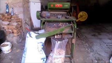 Woodchips sorting for the DriZzleR Gasifier.