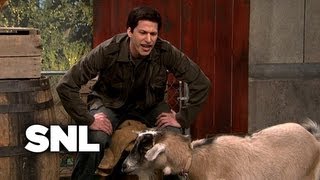 Mark Wahlberg Talks to Animals - SNL