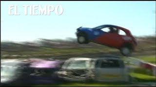 Espectaculares ‘vuelos’ en campeonato de saltos de coches en el Reino Unido  | EL TIEMPO