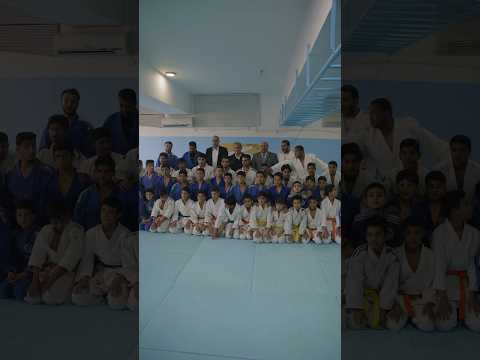 رئيس الوزراء الدكتور جعفر حسان يزور نادي بصيرا الرياضي