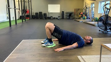 Floor hamstring curls