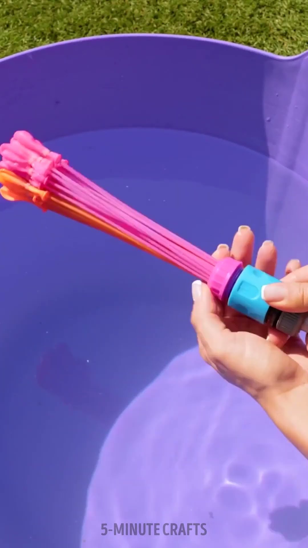 Balloons Hacks and Crafts for a perfect Summer Pool Party | Bunch-O-Balloons