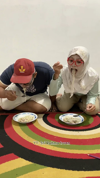 Ketika Makan Bakso Sebungkus Bersama