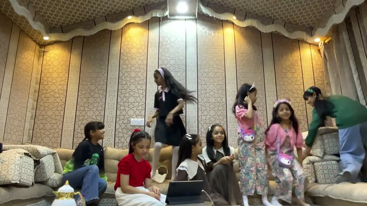 بث مسائي متنوع مع نجوم عده  - الجزء الاول