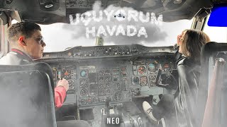 NEO - Uçuyorum Havada 🛩 [Vertical Lyrics Video] Resimi