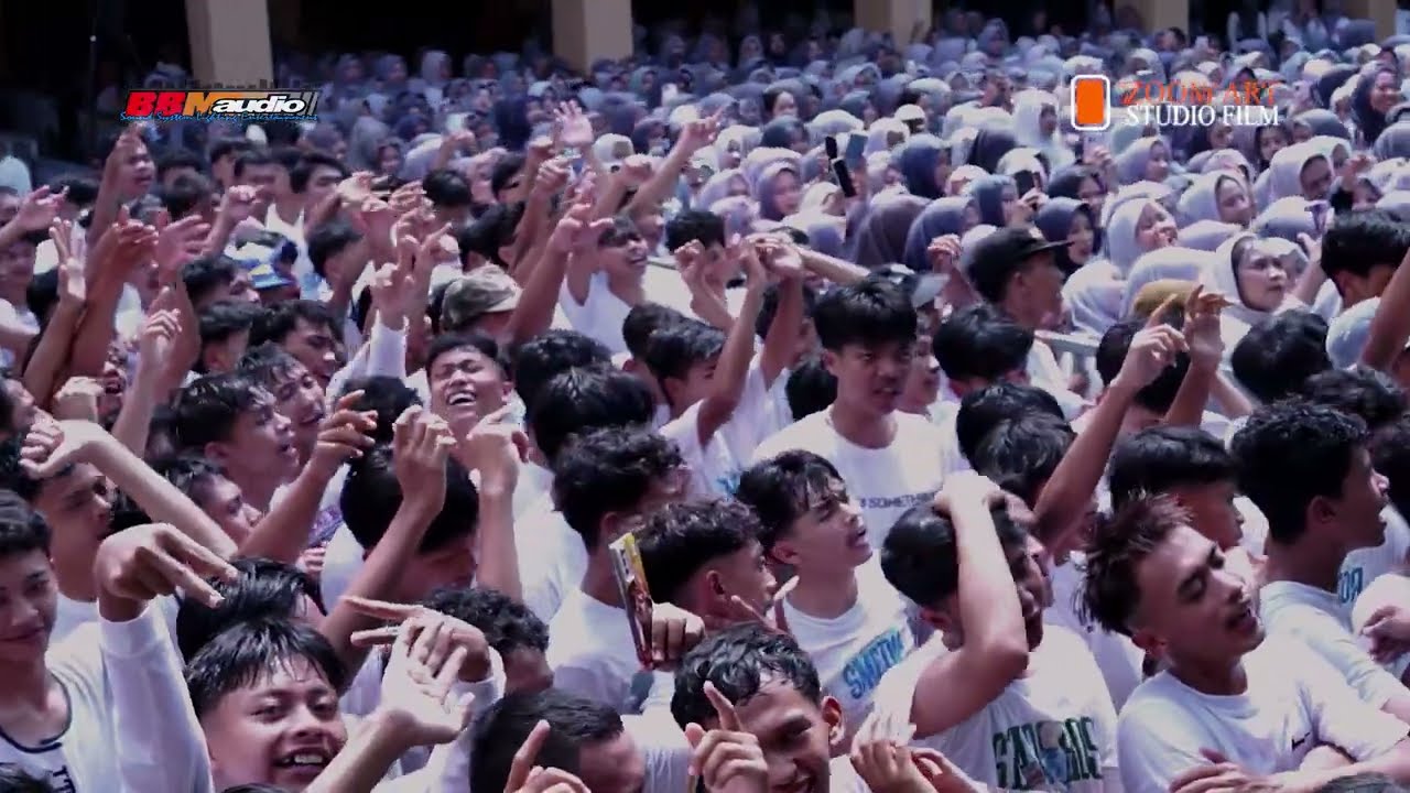 AKU MANGAN RA NJALUK KOWE ( Aftershine ) live smk swadaya temanggung // bbm audio