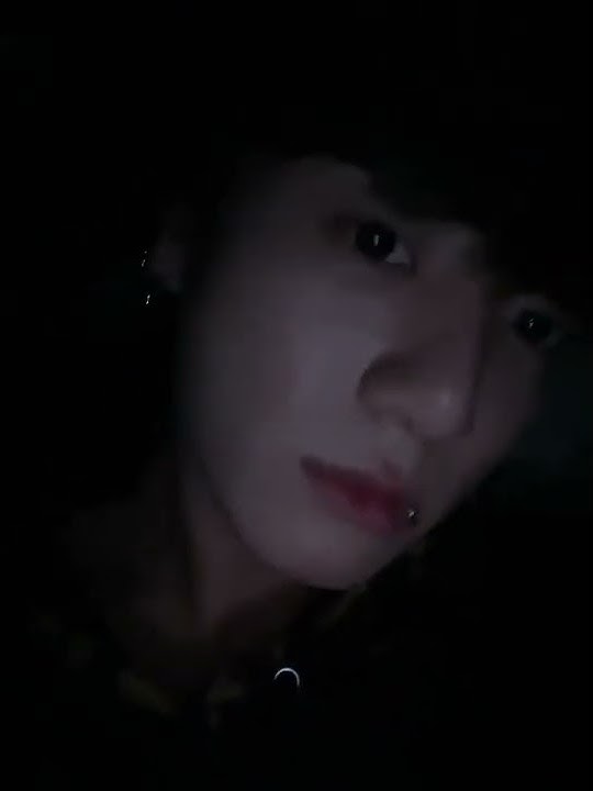 JUNGKOOK'S cute habit of zooming in his face and doe eyes 🐰🥺💜|| JUNGKOOK On INSTAGRAM 220521