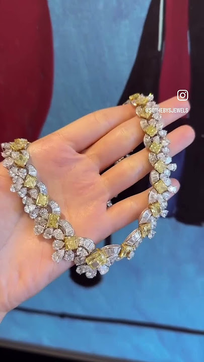 https://www.instagram.com/sothebysjewels?igsh=MXd6NXU5dmV0dnBicw==