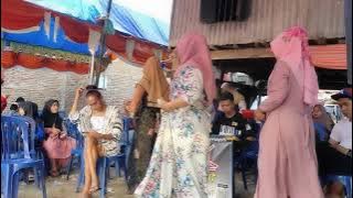 Bunga bunga cinta - Selfi DA cover by Rhina Nuryanti