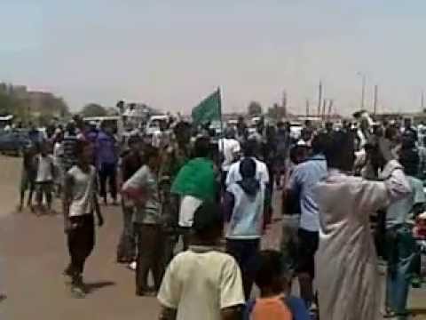 الزويات عندما دخلت كتائب القذافي الكفرة 5 5 2011