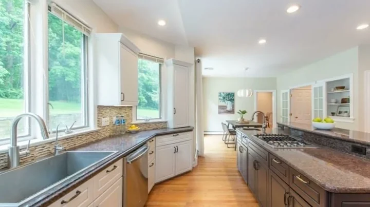 59 Jodi Lane, Gillette, NJ 07933