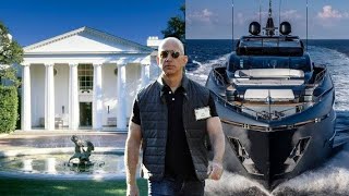 How Jeff Bezos Spends His Billions