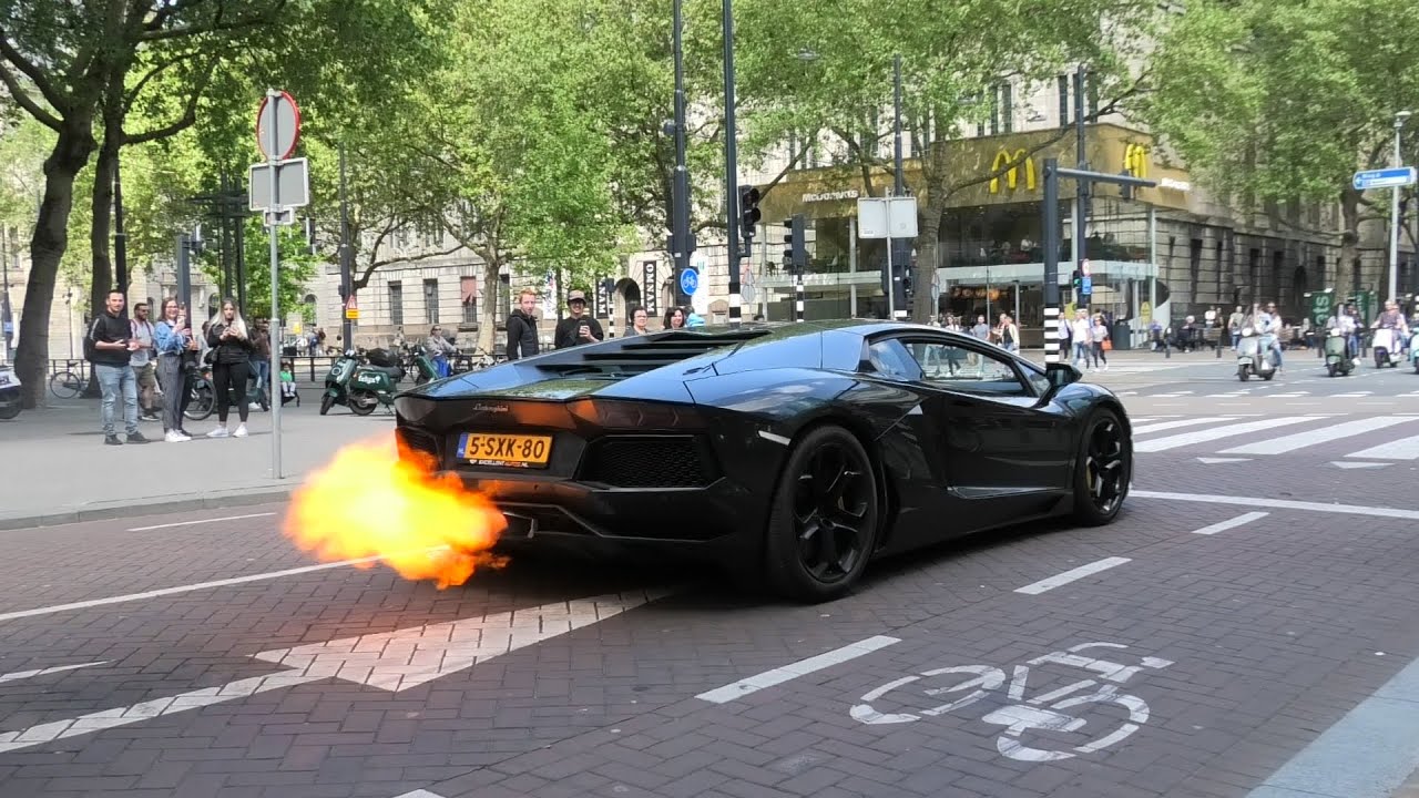[Flames] Lamborghini Aventadors, Huracan and Urus in Rotterdam!