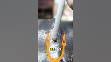 The key to weaving a nice cap pass is staying in the bevels #welding #shorts