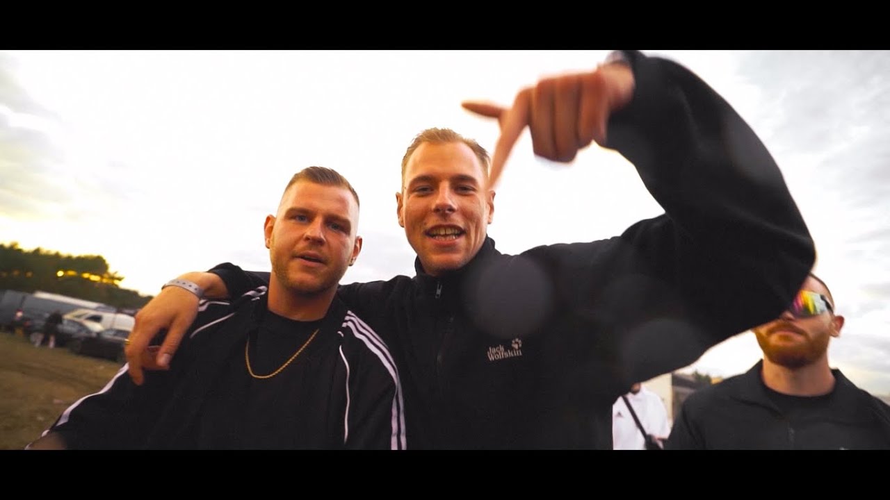 Tonton PAPKE - KEINE SONNE feat. Kulturerbe Achim (prod. by PAPKE) Official Video di YouTube Tonton PAPKE - KEINE SONNE feat. Kulturerbe Achim (prod. by PAPKE) Official Video di YouTube