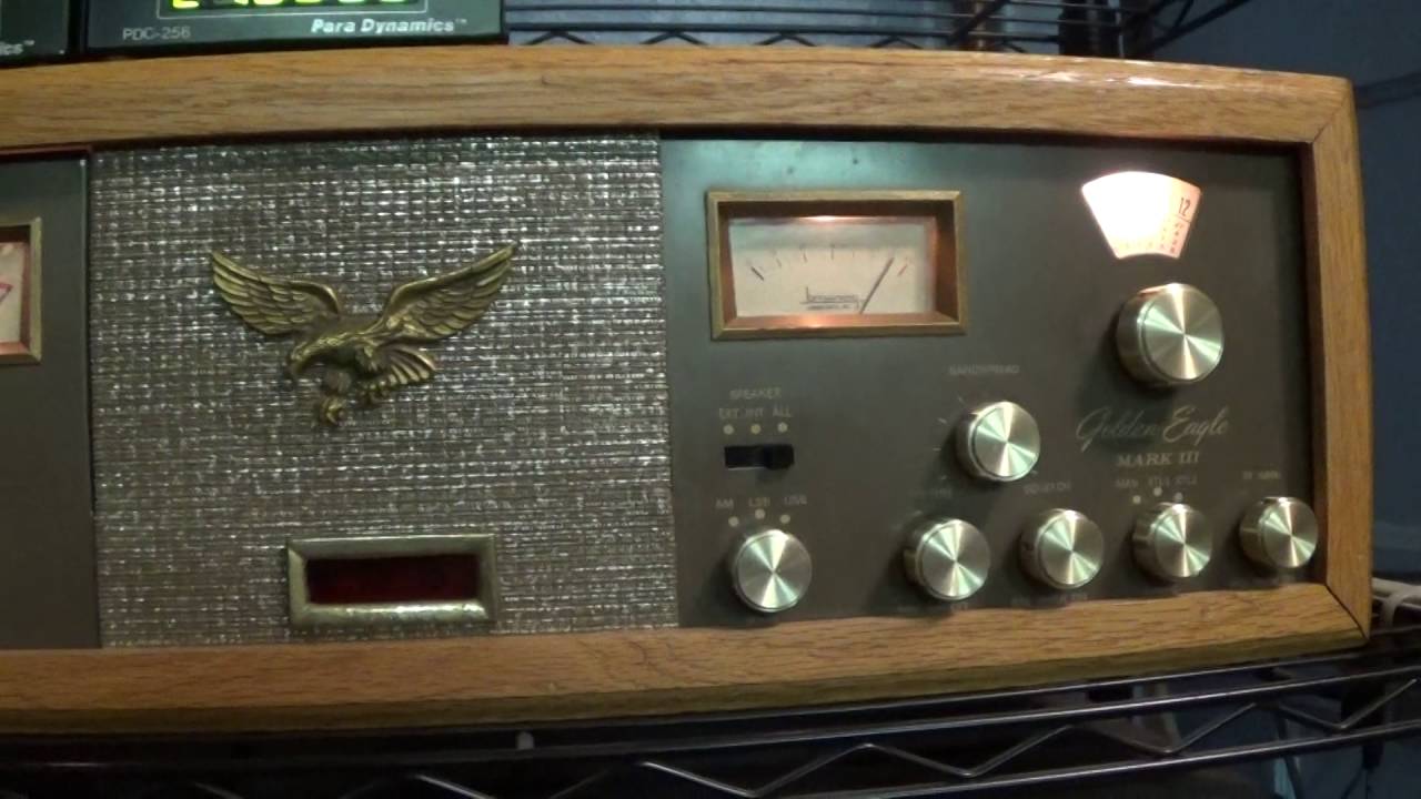 Browning GoldeGolden Eagle Mark III with wood case, 40 channel PLL and dual freq counters