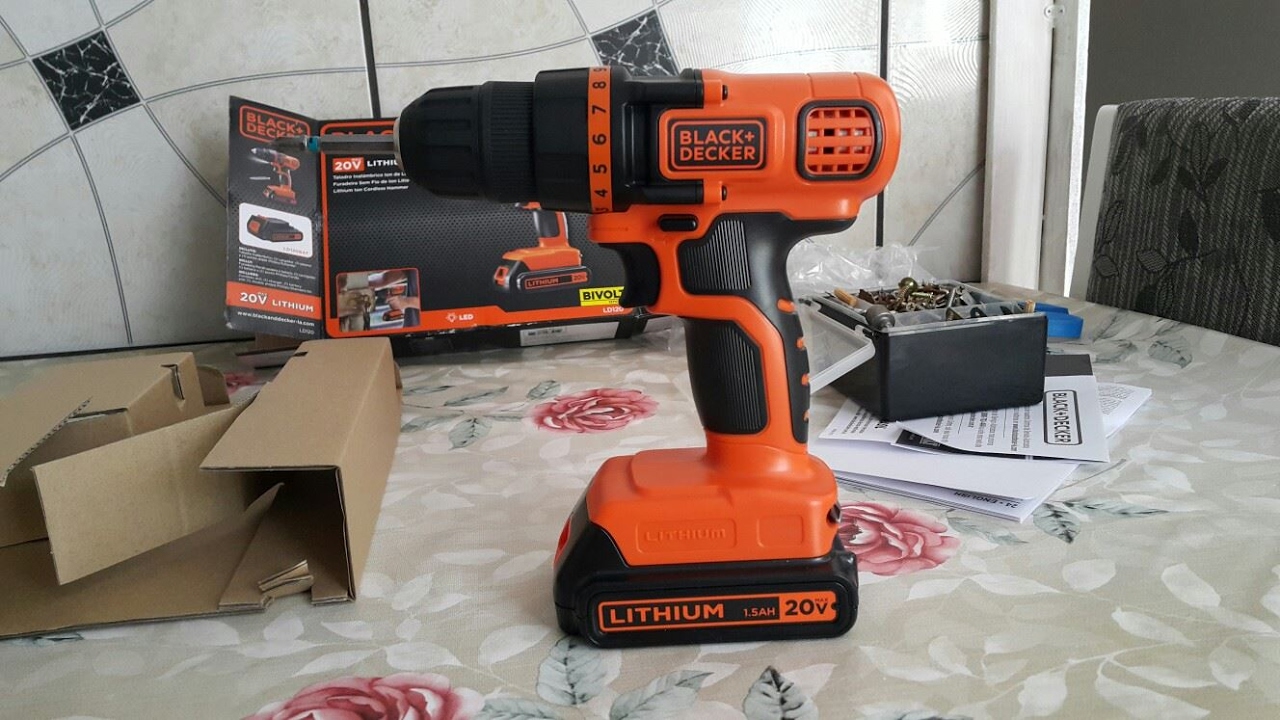 PARAFUSADEIRA/FURADEIRA BLACK+DECKER LD120 - 20V MAX ION LITIO BIVOLT 